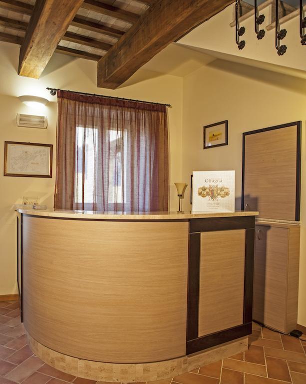 Il Ristoro Del Viandante Hotell Offagna Exteriör bild
